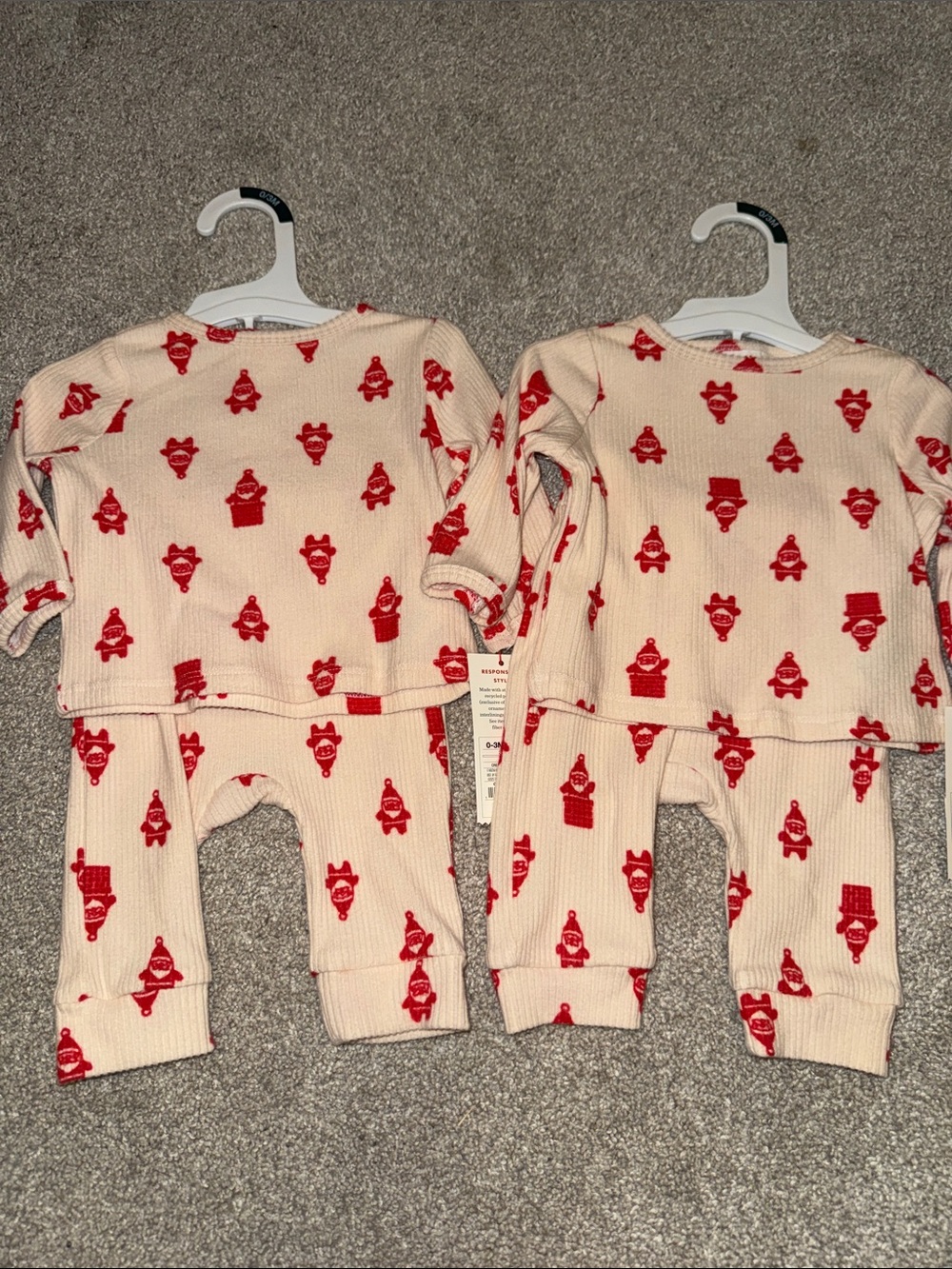 Cat&Jack twin santa Christmas pajamas 0-3 months
